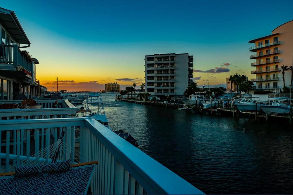 Canal Place 6 Harbor Views With Access To Boat Slip Destin Extérieur photo